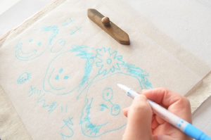 子供の絵収納保存作品飾る思い出アート