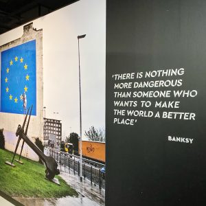 バンクシー展天才か反逆者かbanksy genius or vandal?