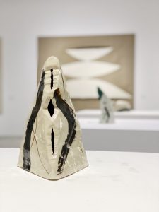 前川 強　ドンゴロスは生かされている。軽井沢ニューアートミュージアム